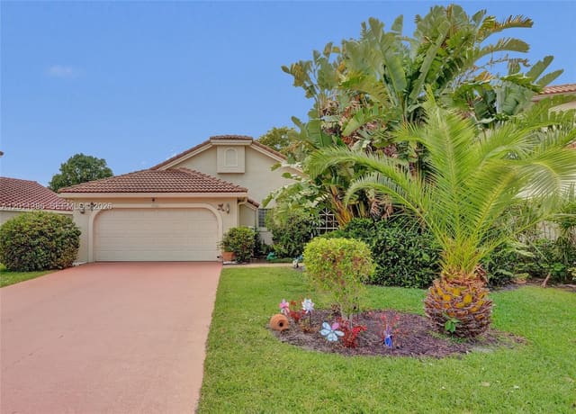 12321 Sand Wedge Drive, sold in Pipers Glen A-2a, Boynton Beach, FL