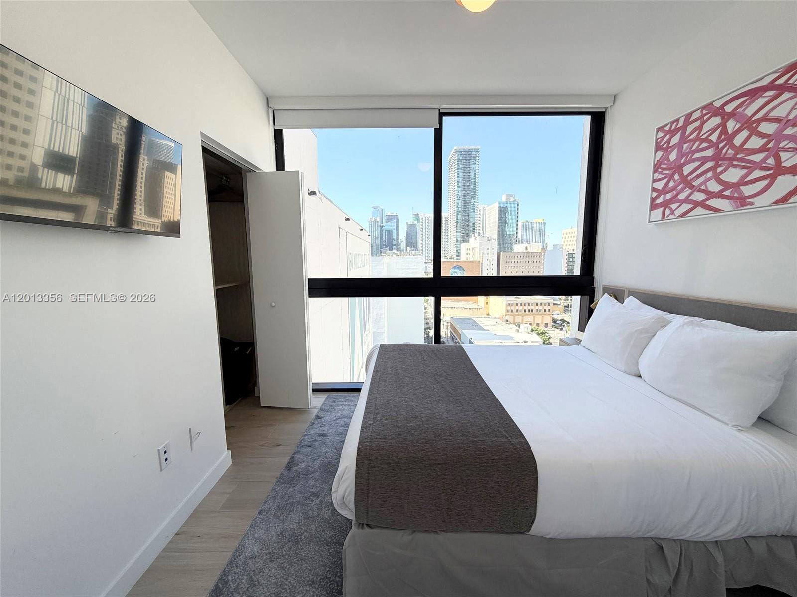 225 N Miami Avenue 1412 — photo 3