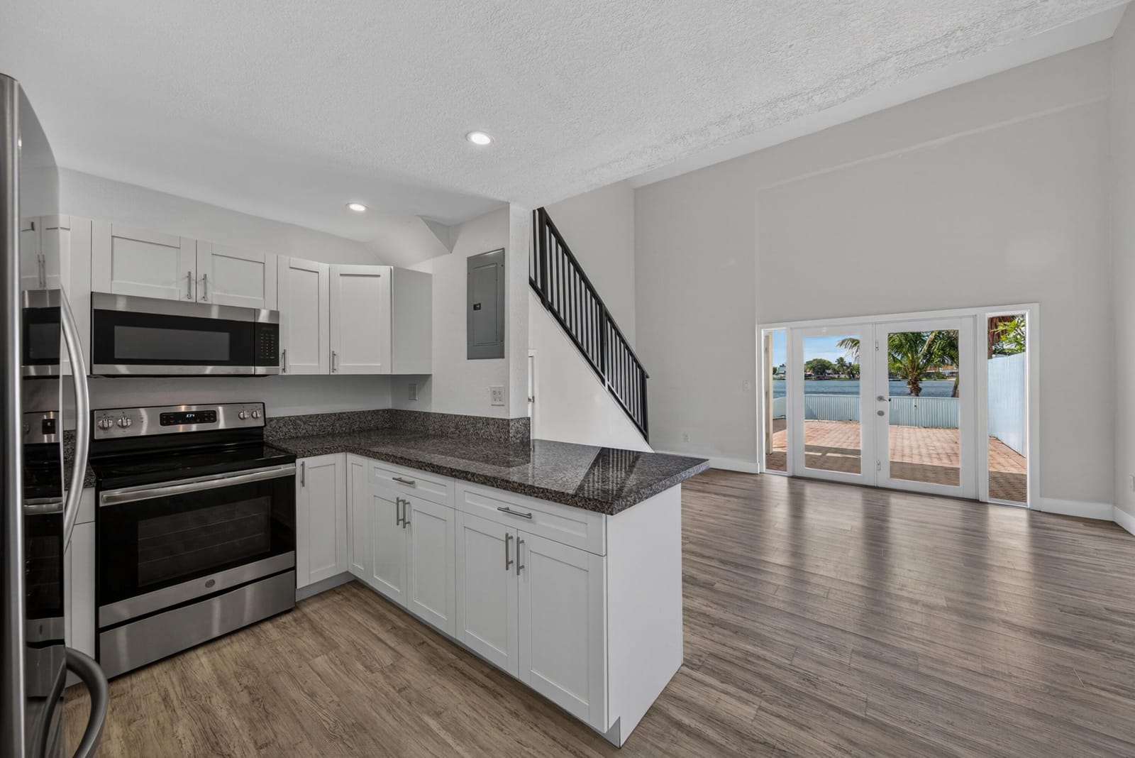 1819 W 68th Street, Hialeah, FL 33014