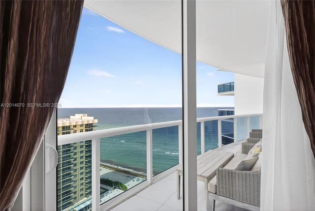 2711 S Ocean Drive 1901, Hollywood, FL 33019