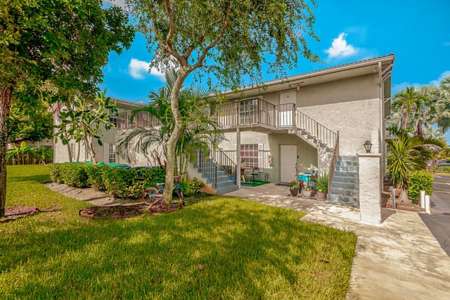 8706 W Sample Road 4, Coral Springs, FL 33065