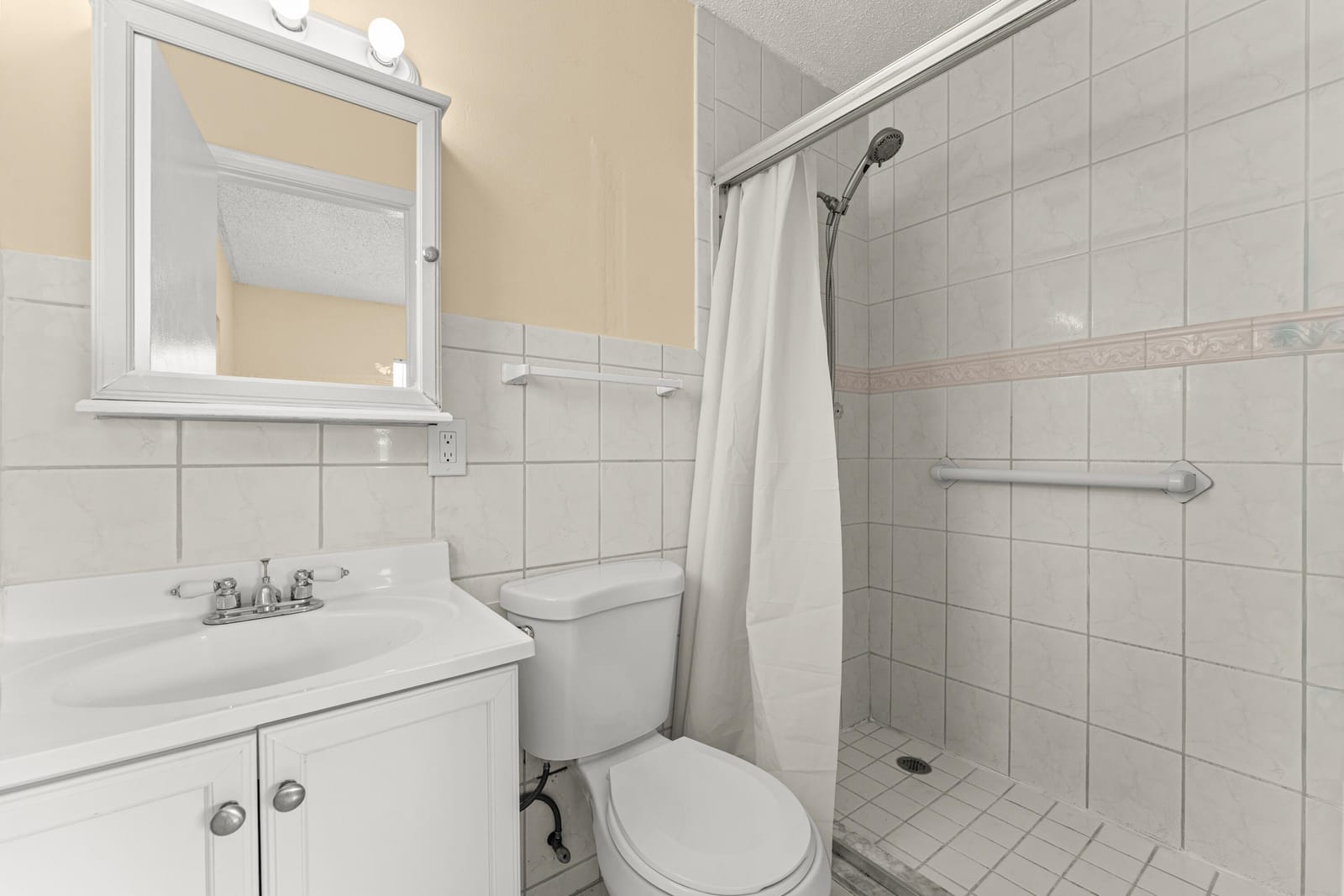 610 SW 10th Court, Deerfield Beach, FL 33441 photo 11