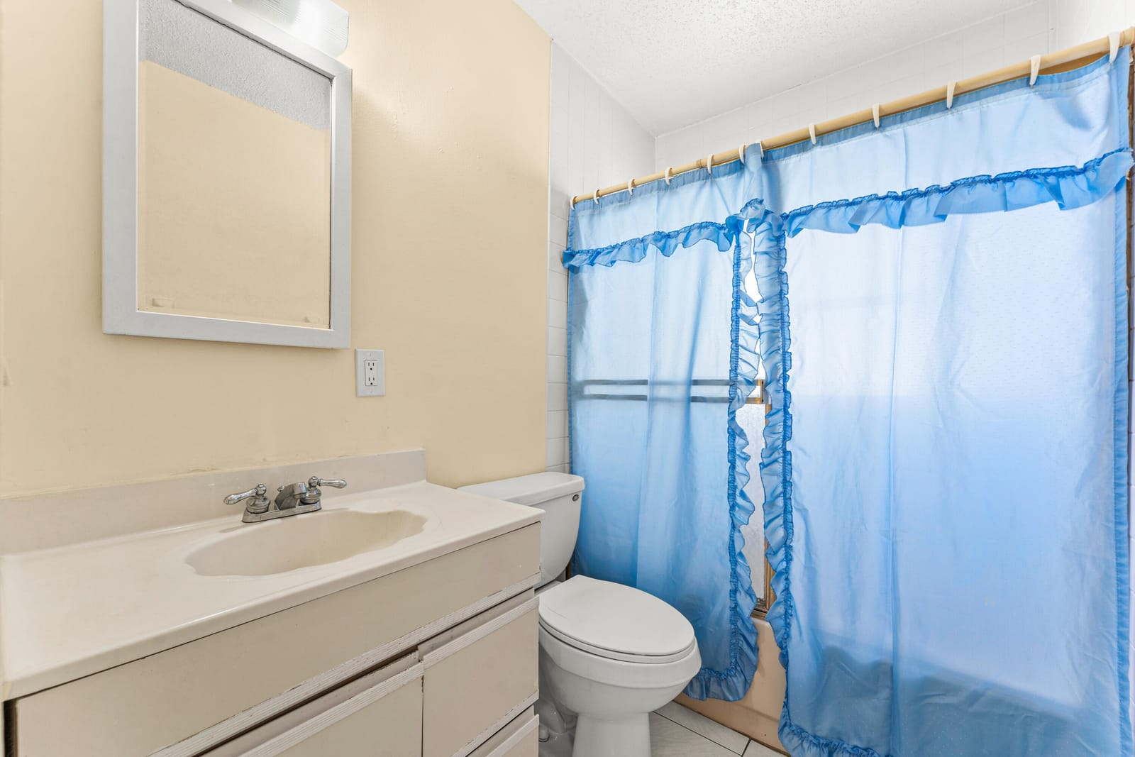 610 SW 10th Court, Deerfield Beach, FL 33441 photo 16