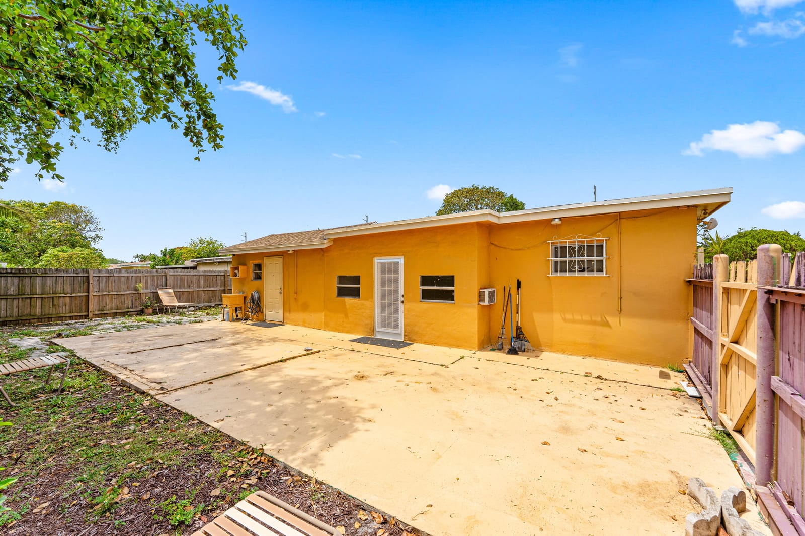610 SW 10th Court, Deerfield Beach, FL 33441 photo 24
