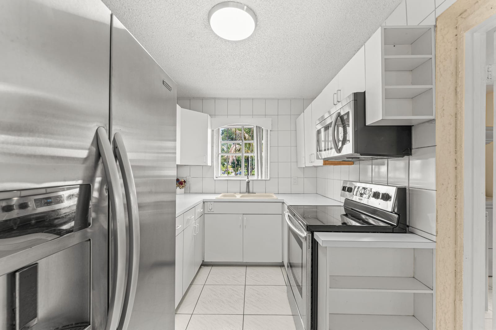 610 SW 10th Court, Deerfield Beach, FL 33441 photo 6