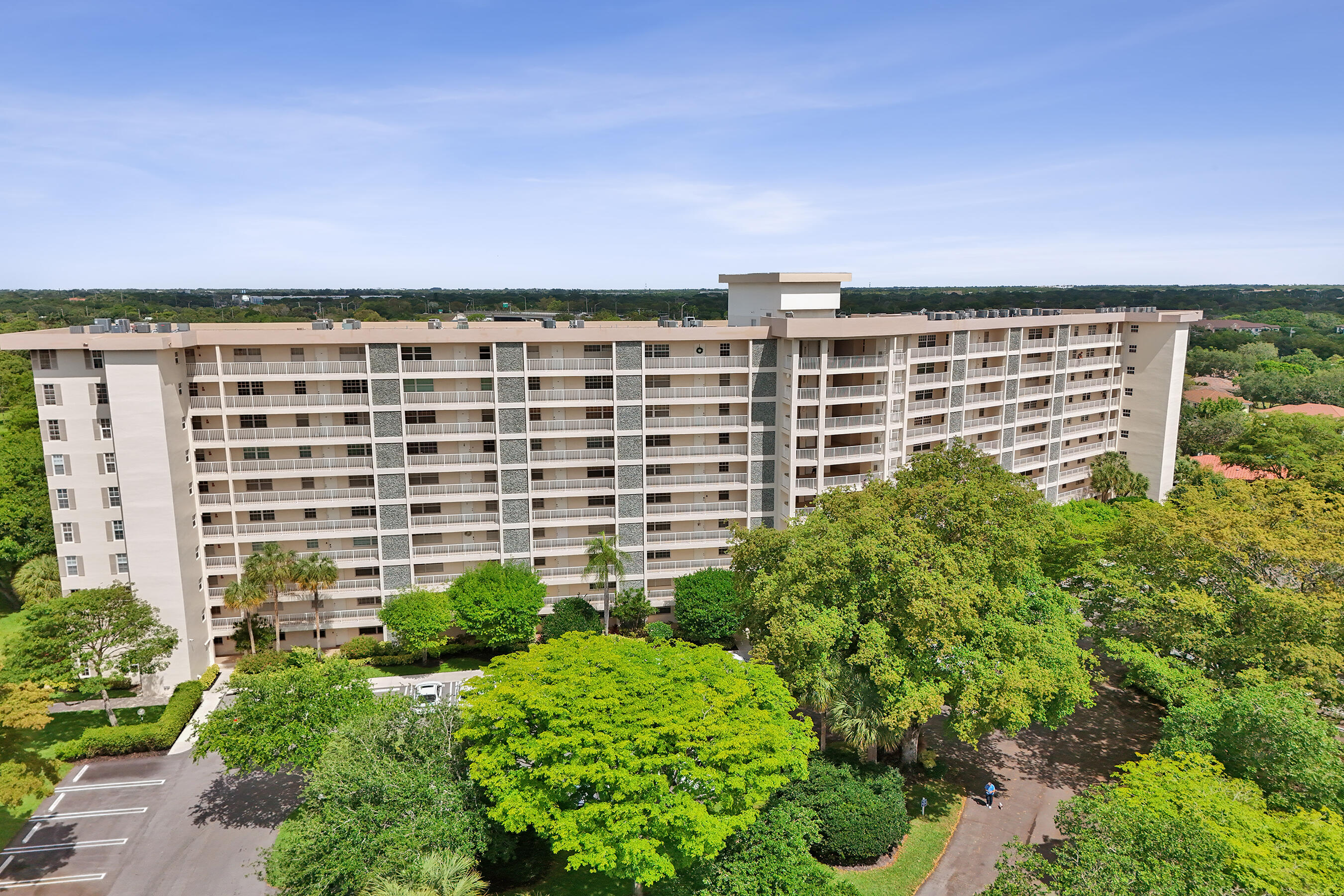 3499 Oaks Way Unit 205, Pompano Beach, FL 33069