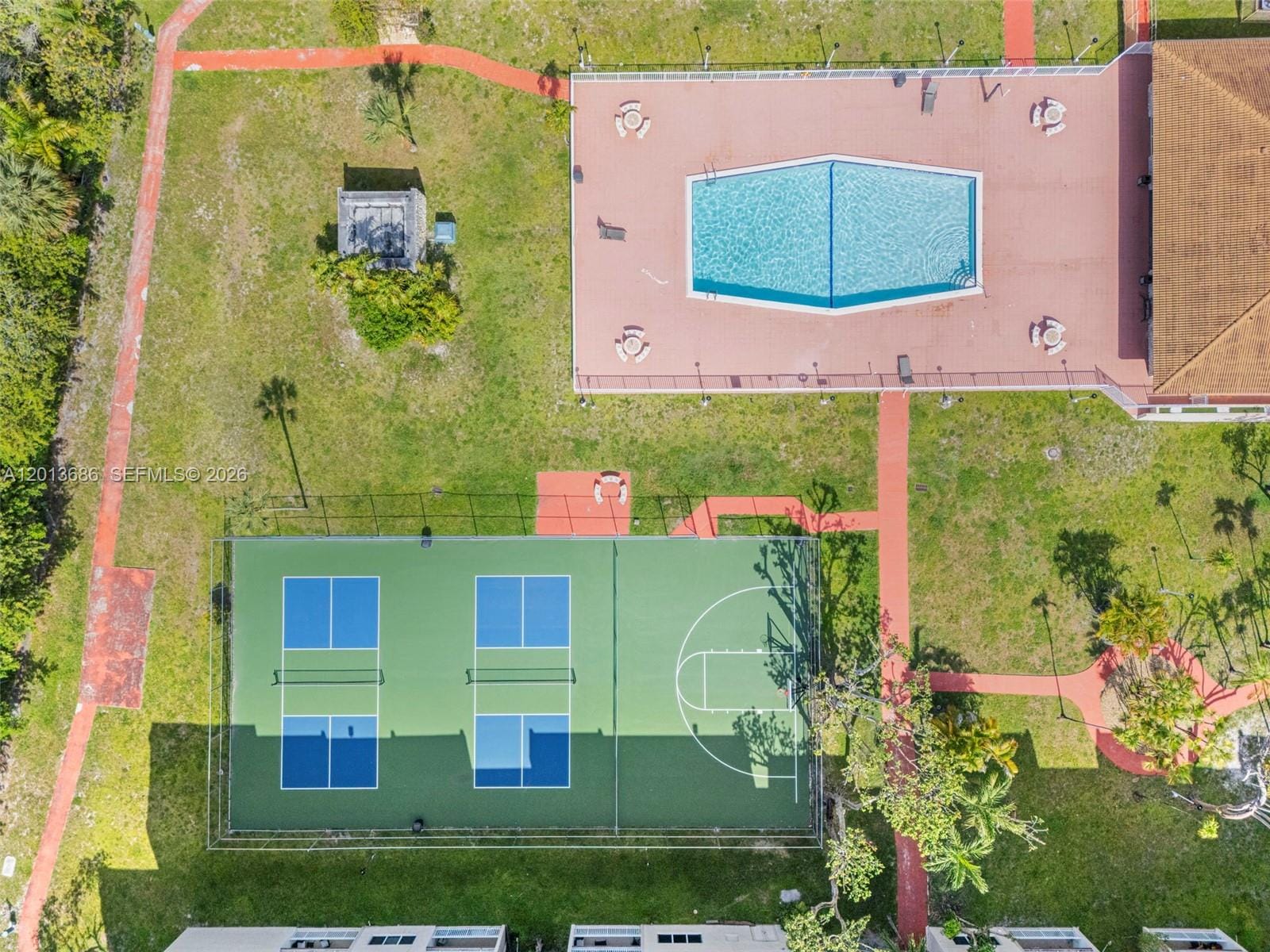 6950 Miami Gardens Drive 2-506, Hialeah, FL 33015 photo 21