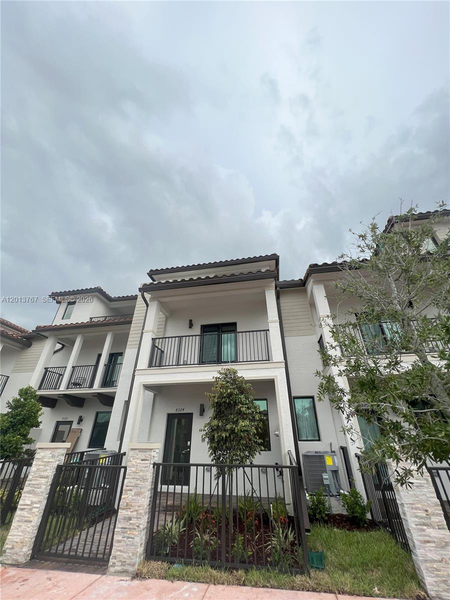 8324 NW 43rd Street, Doral, FL 33166, Doral
