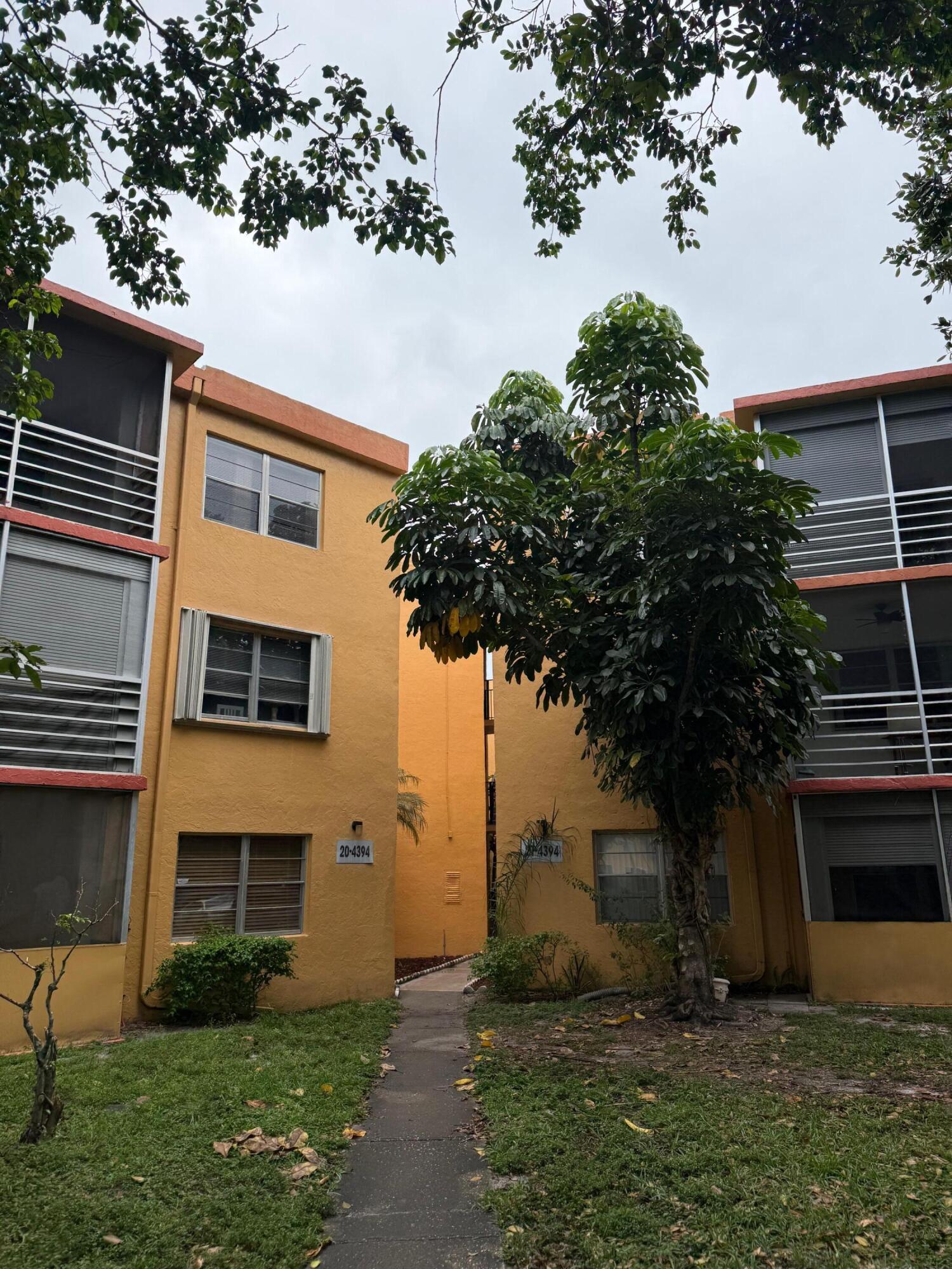 4394 NW 9th Avenue 20-1a, Pompano Beach, FL 33064, Pompano Beach