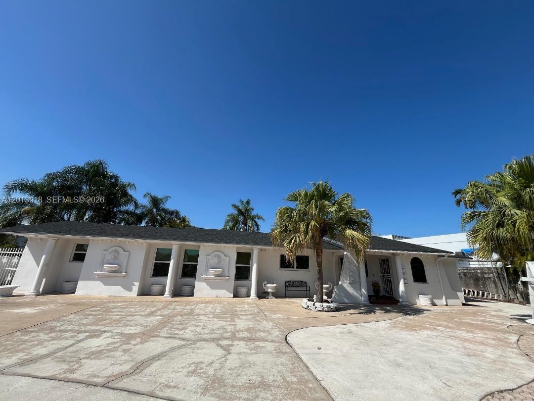 2525 SW 107th Court, Miami, FL 33165, Miami
