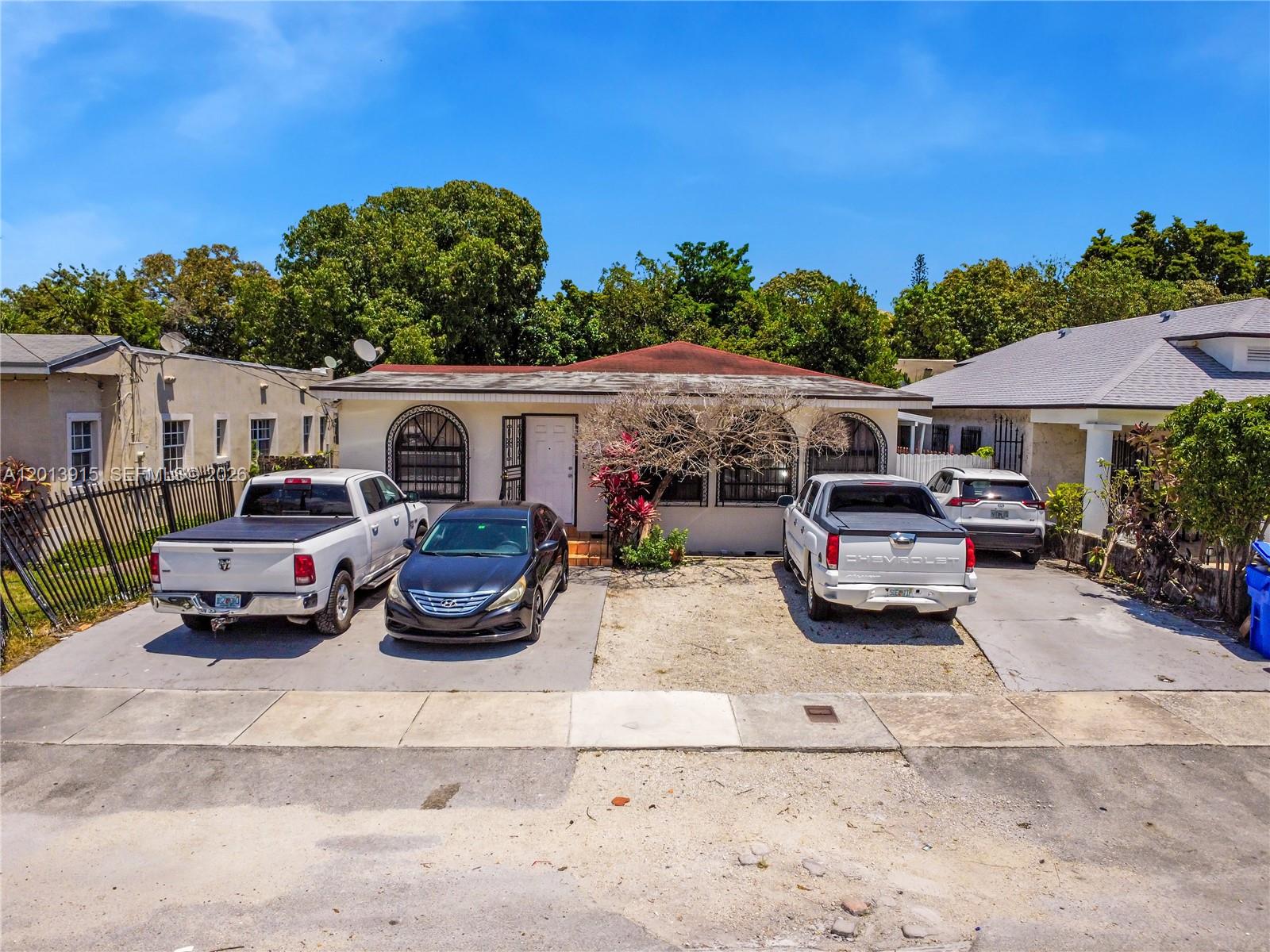 201 NW 25th Avenue, Miami, FL 33125, Miami