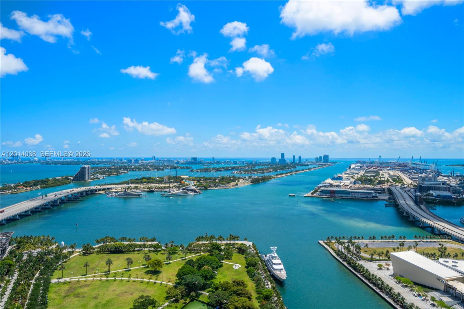 900 Biscayne Boulevard 4202, Miami, FL 33132, Miami