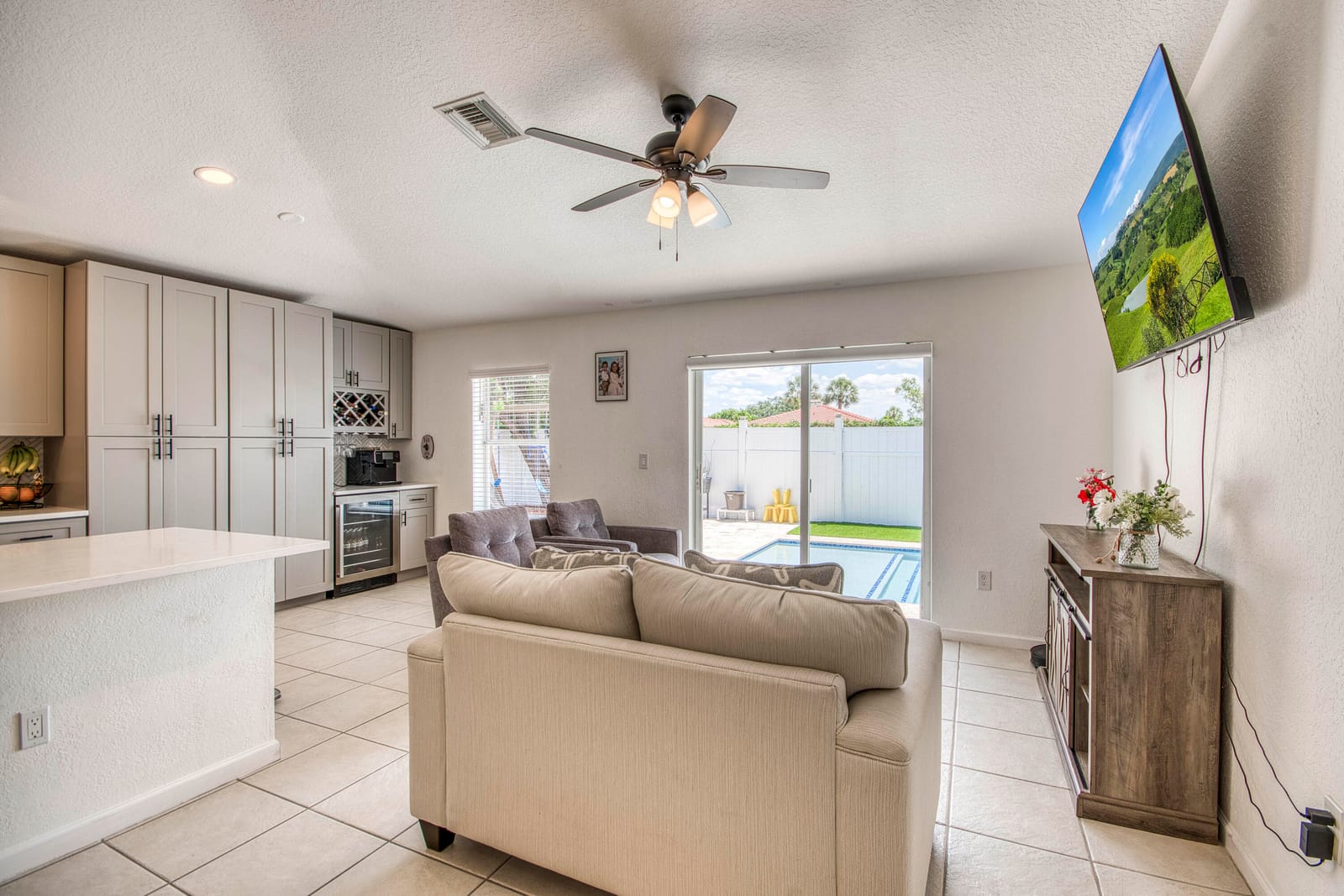 6036 Azalea Circle, West Palm Beach, FL 33415 photo 13