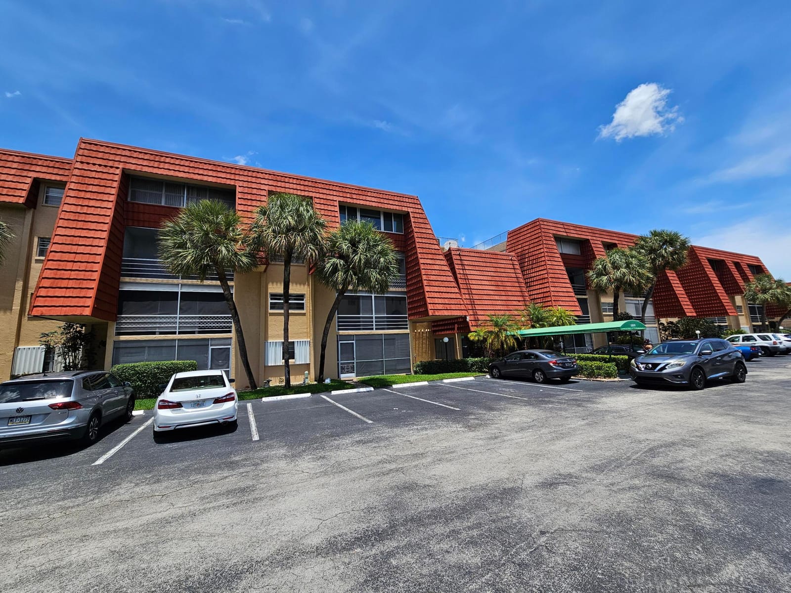 22605 SW 66th Avenue 114, Boca Raton, FL 33428 photo 2