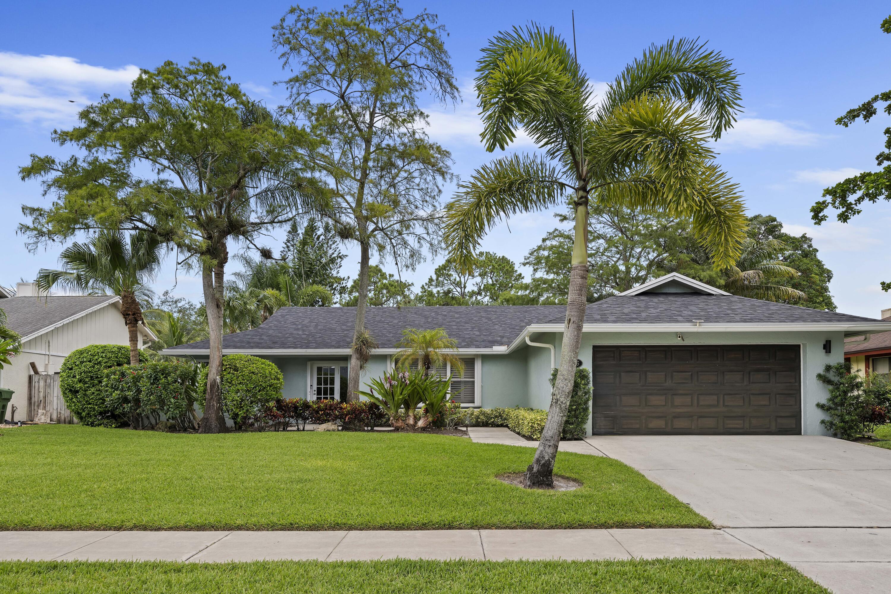 756 Juniper Place, Wellington, FL 33414, Wellington