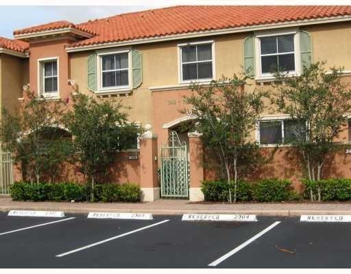 765 SW 107th Avenue 2303, Pembroke Pines, FL 33025, Pembroke Pines
