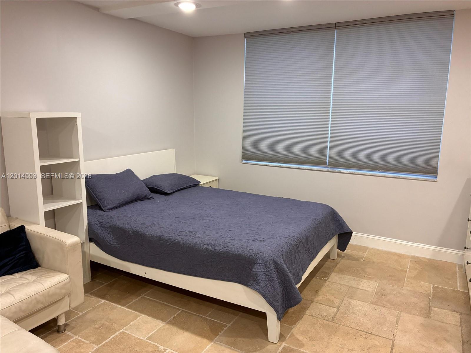 2780 NE 183rd Street 1, Aventura, FL 33160, Aventura