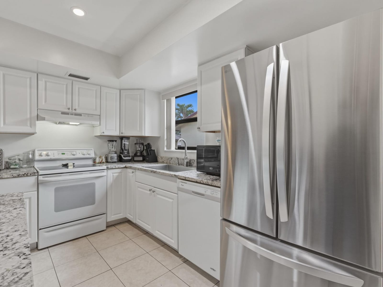 6345 Tall Cypress Circle — photo 8