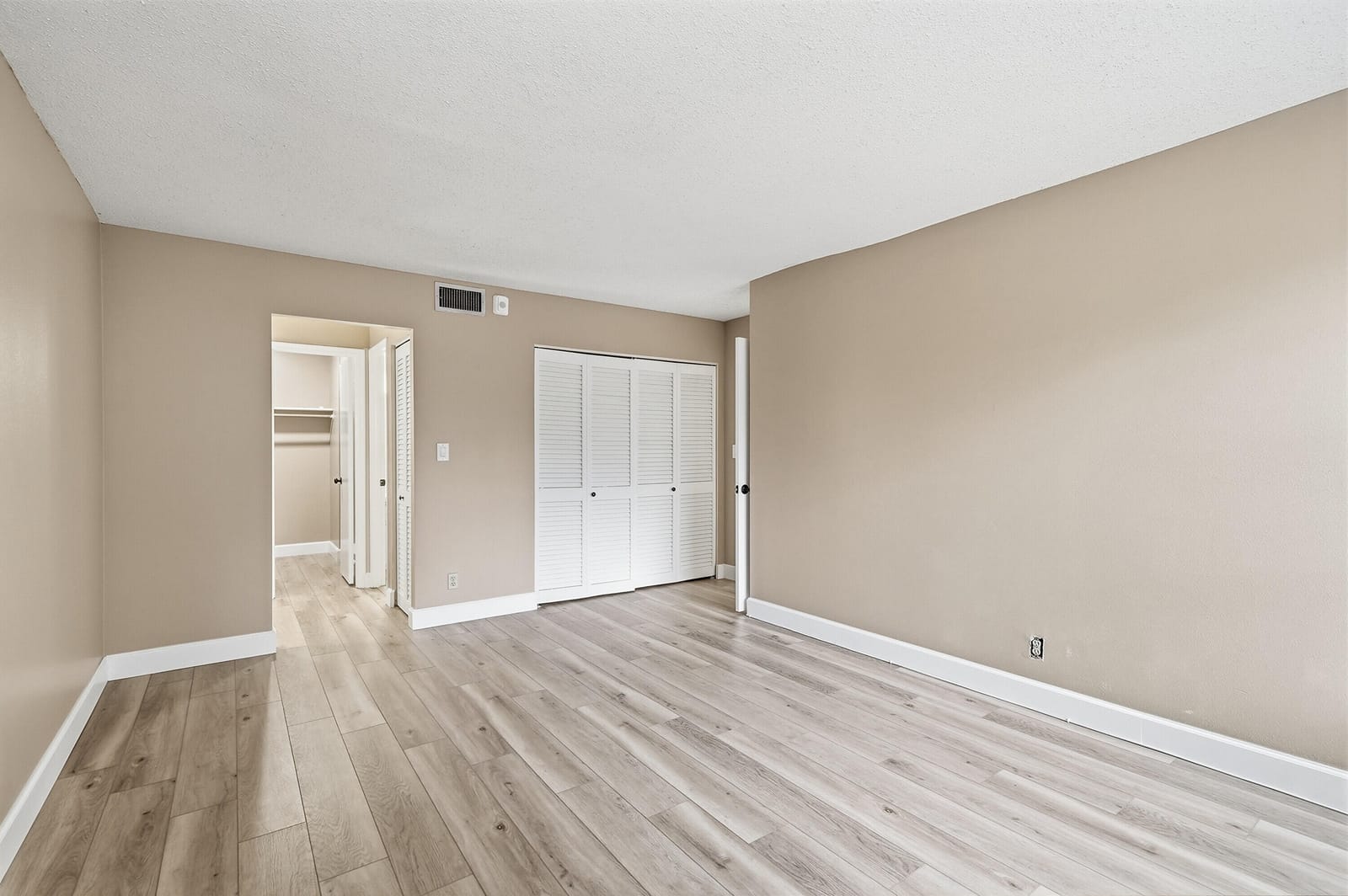 6903 Cypress Road B24, Plantation, FL 33317 photo 10