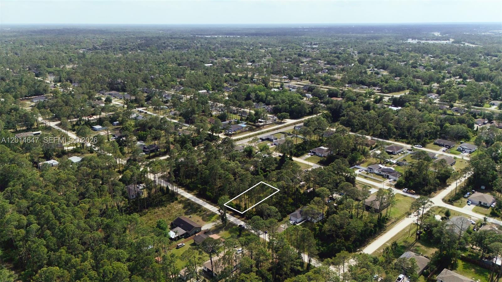 2124 E Pwky, Deland, FL 32724, Deland