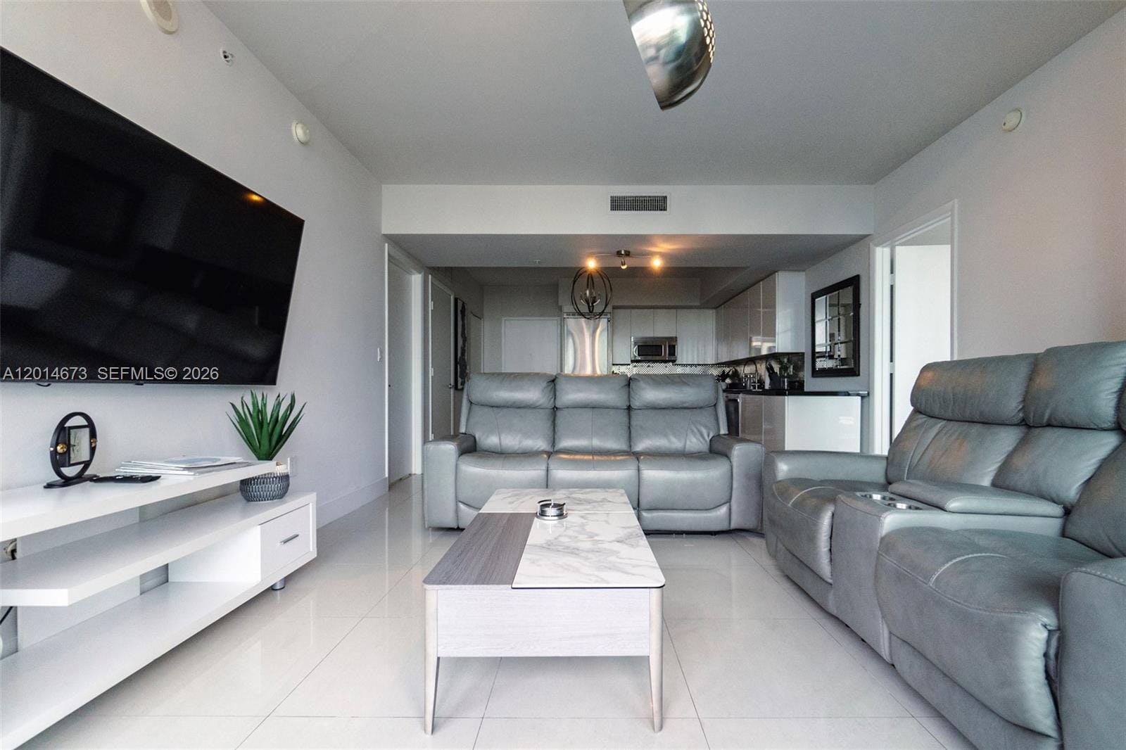 92 SW 3rd Street 1812, Miami, FL 33130 photo 7
