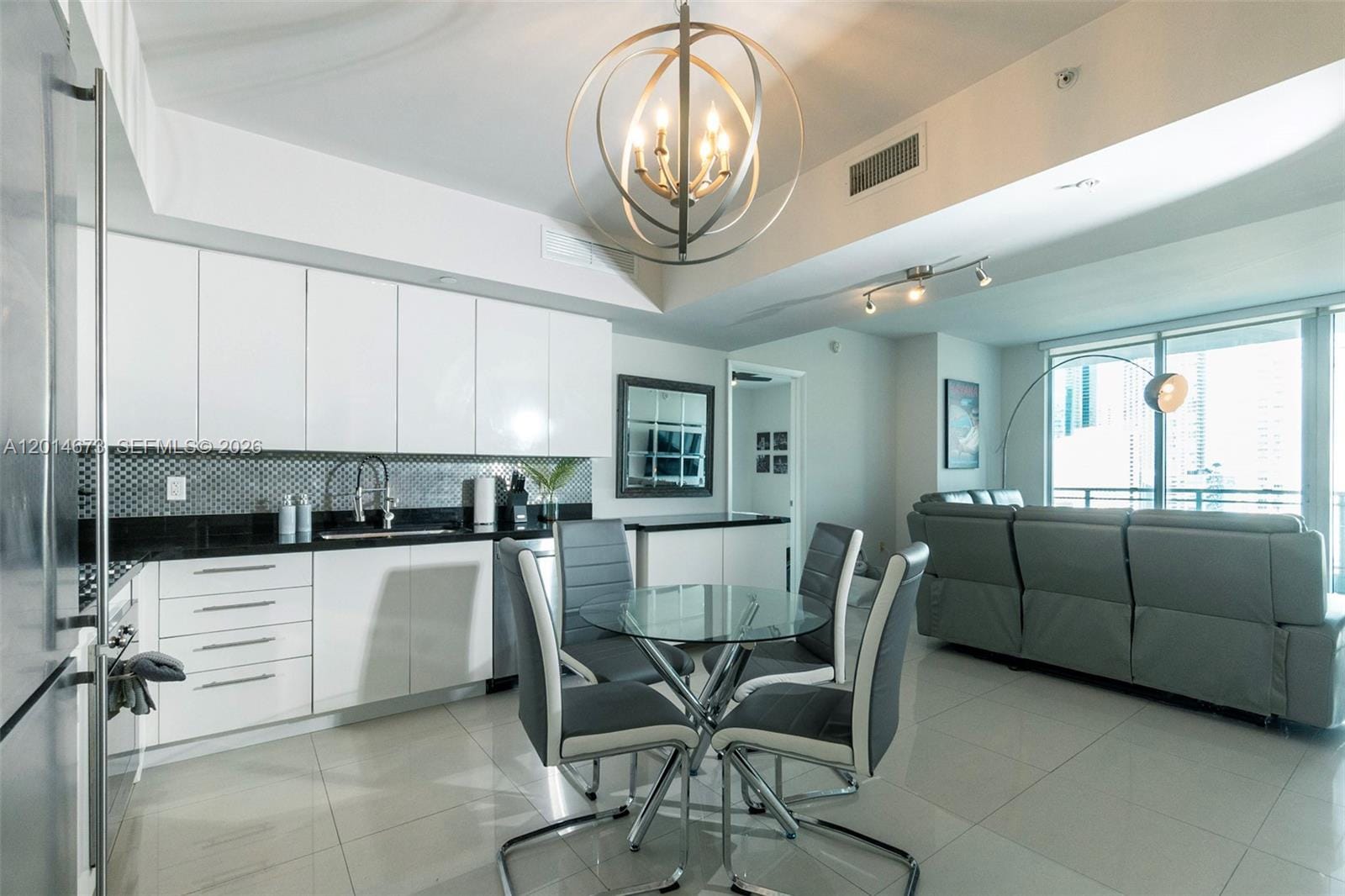 92 SW 3rd Street 1812, Miami, FL 33130 photo 8