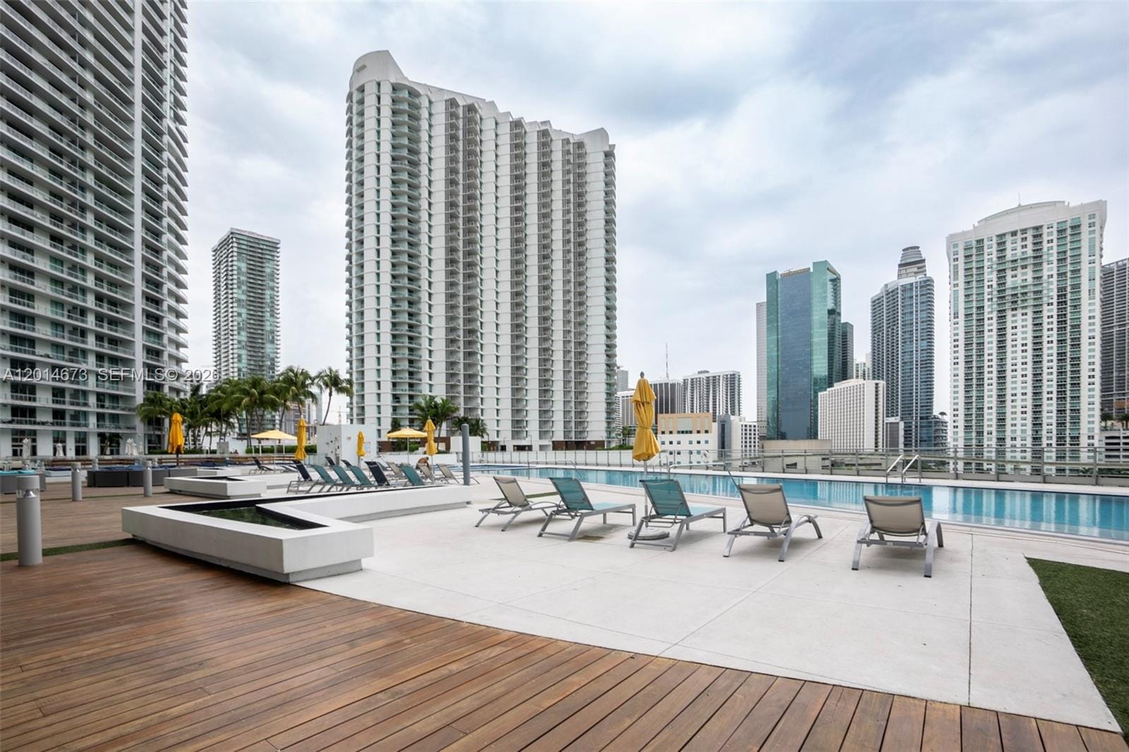 92 SW 3rd Street 1812, Miami, FL 33130 photo 9