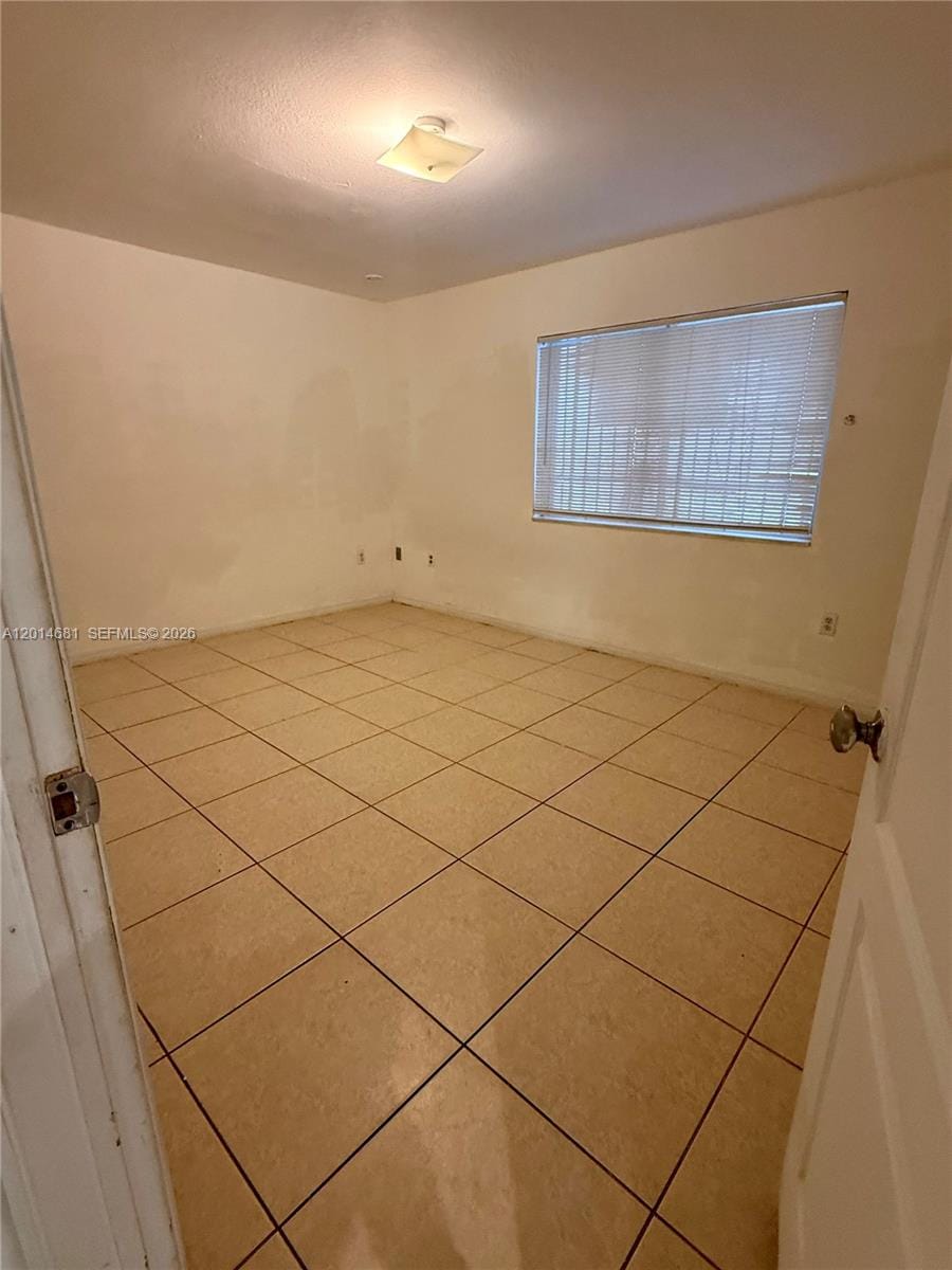 1270 NW 39th Street 1270 — photo 8