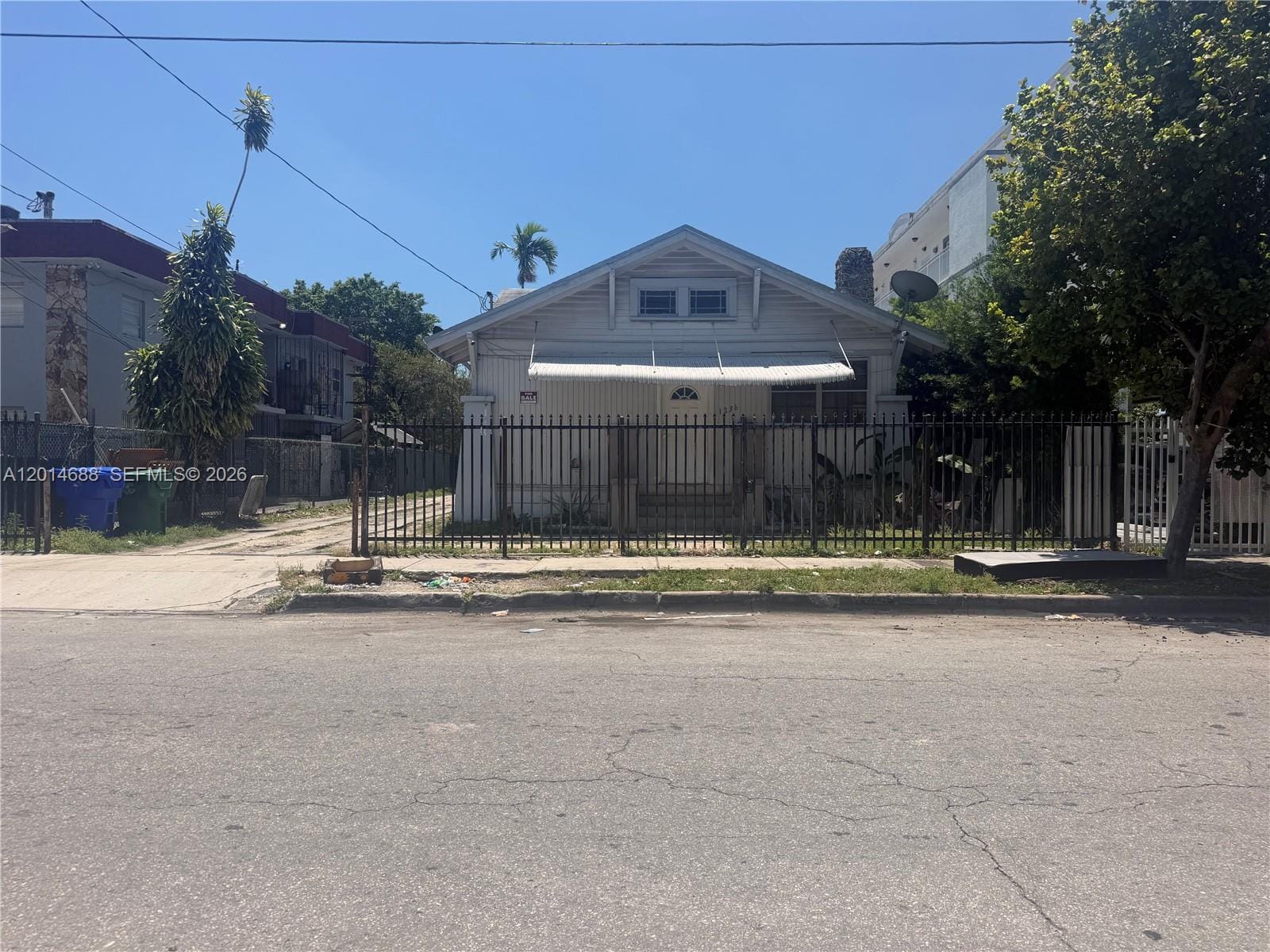 1236 NW 5th Street — photo 2