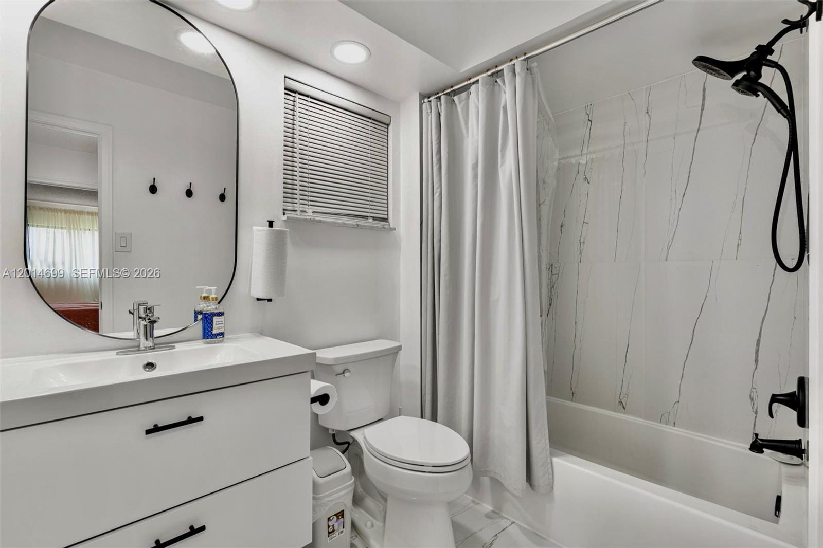 609 NE 14th Avenue 405, Hallandale Beach, FL 33009 photo 16