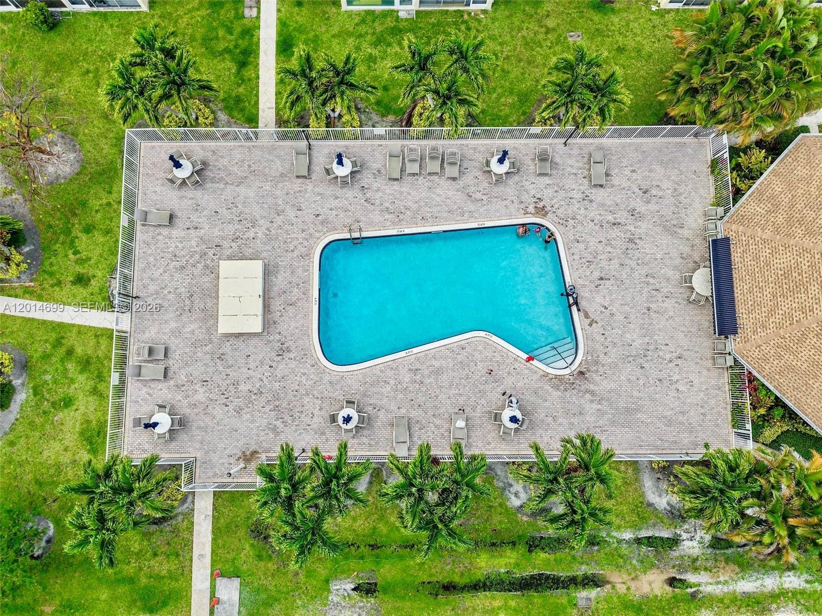 609 NE 14th Avenue 405, Hallandale Beach, FL 33009 photo 19