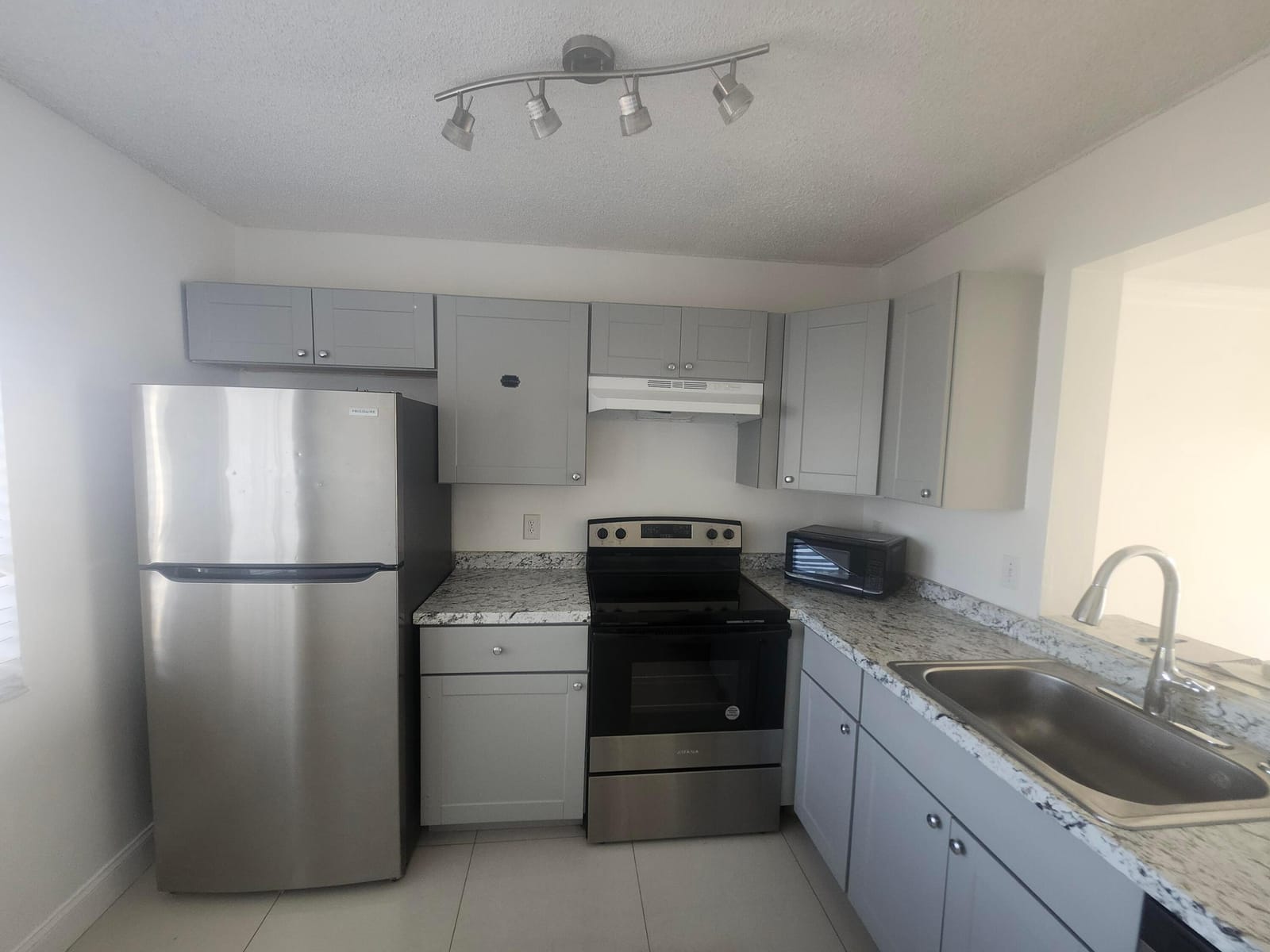 8600 N Sherman Circle N 408 — photo 6