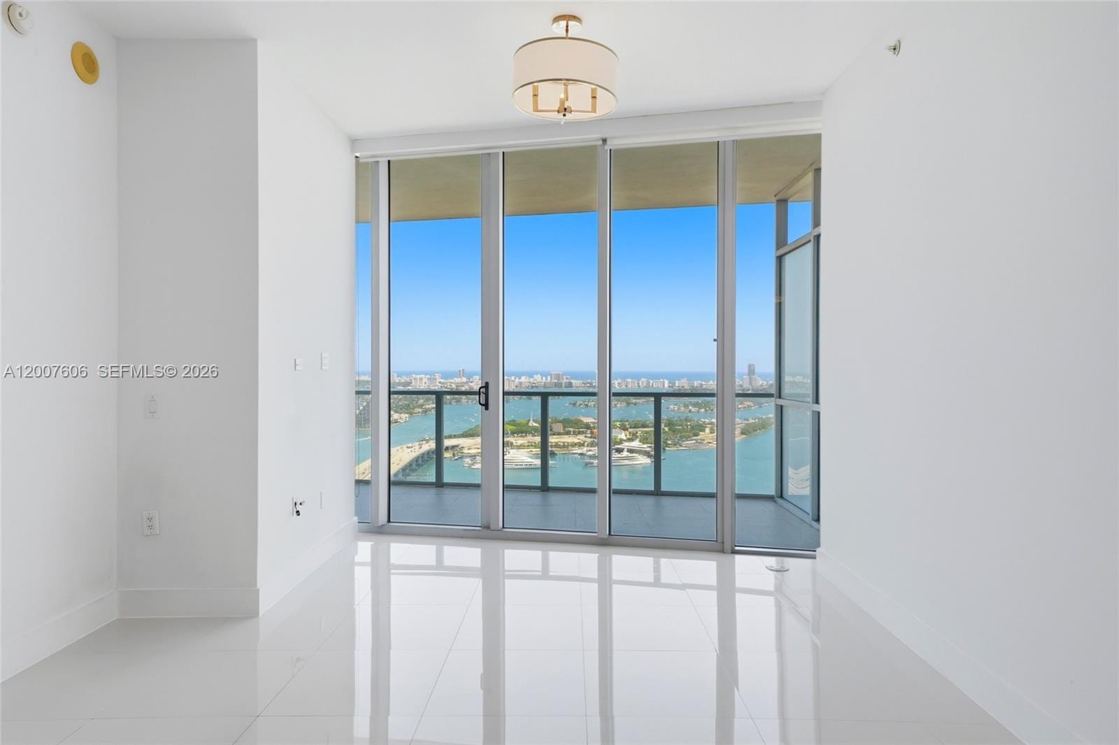 1100 Biscayne Boulevard 4402, Miami, FL 33132 photo 3