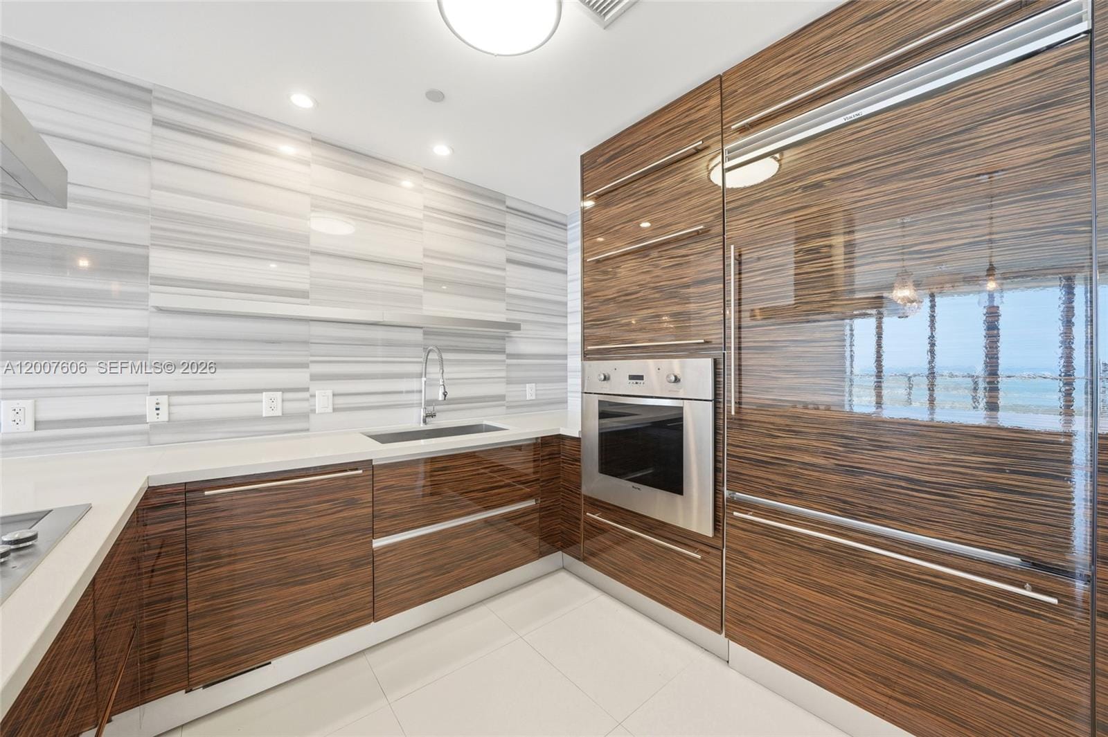 1100 Biscayne Boulevard 4402, Miami, FL 33132 photo 7
