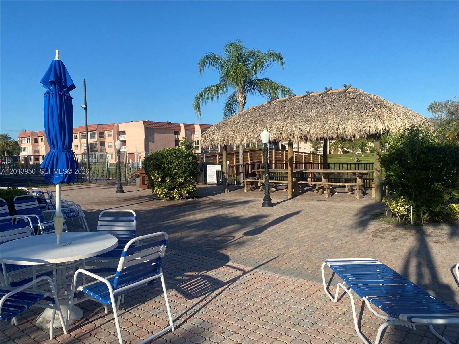 9370 Sunrise Lakes Boulevard 209, Sunrise, FL 33322 photo 16