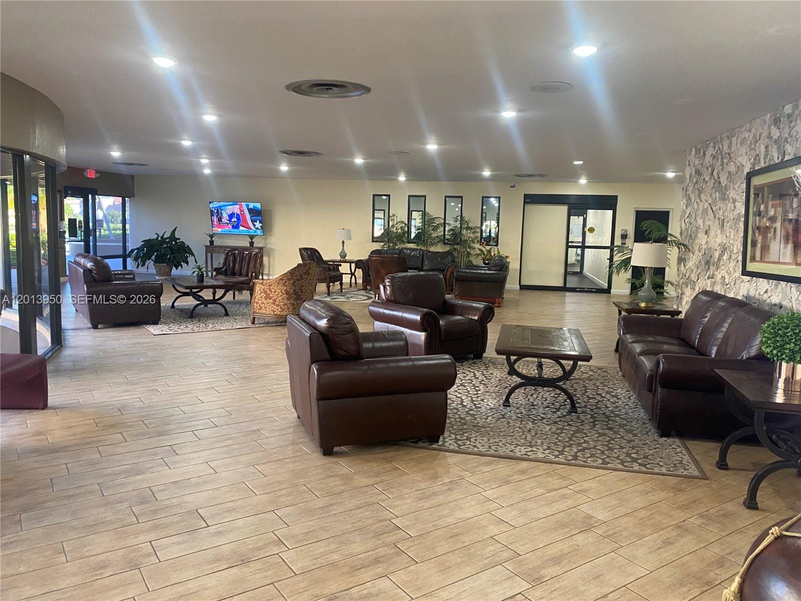 9370 Sunrise Lakes Boulevard 209, Sunrise, FL 33322 photo 22