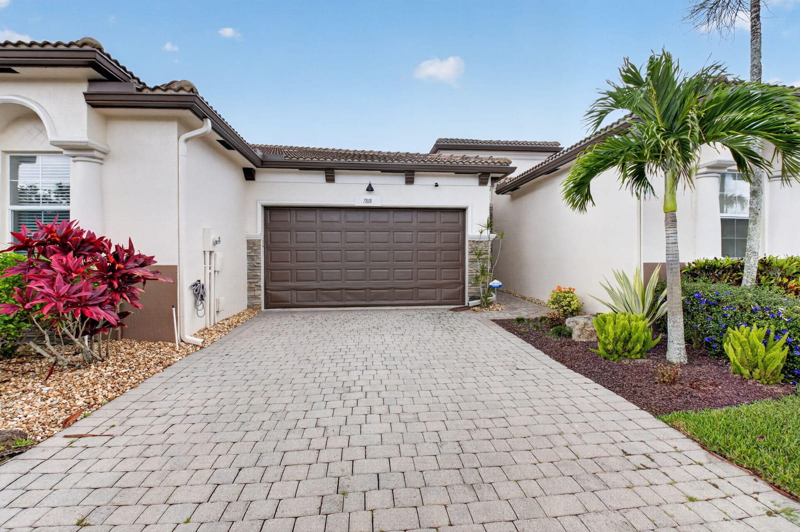 7818 Serra Way — photo 2