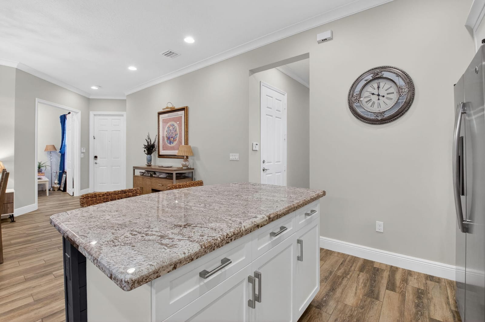 7818 Serra Way — photo 6