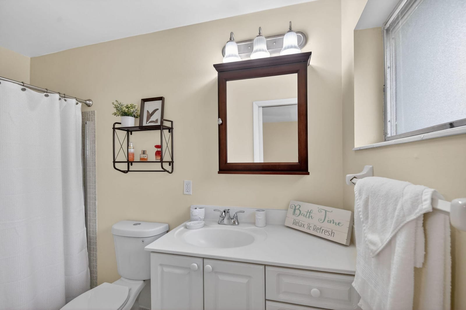 2787 Dudley Dr W Apt D — photo 10