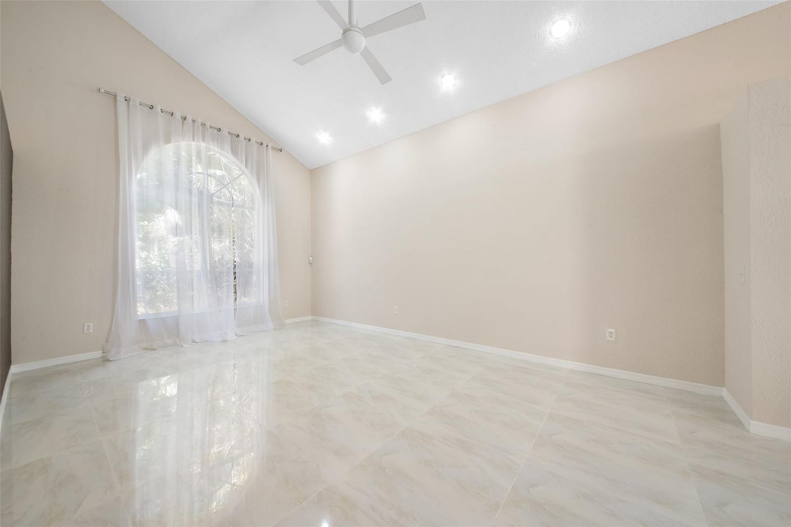 6625 NW 75th Place, Parkland, FL 33067 photo 12