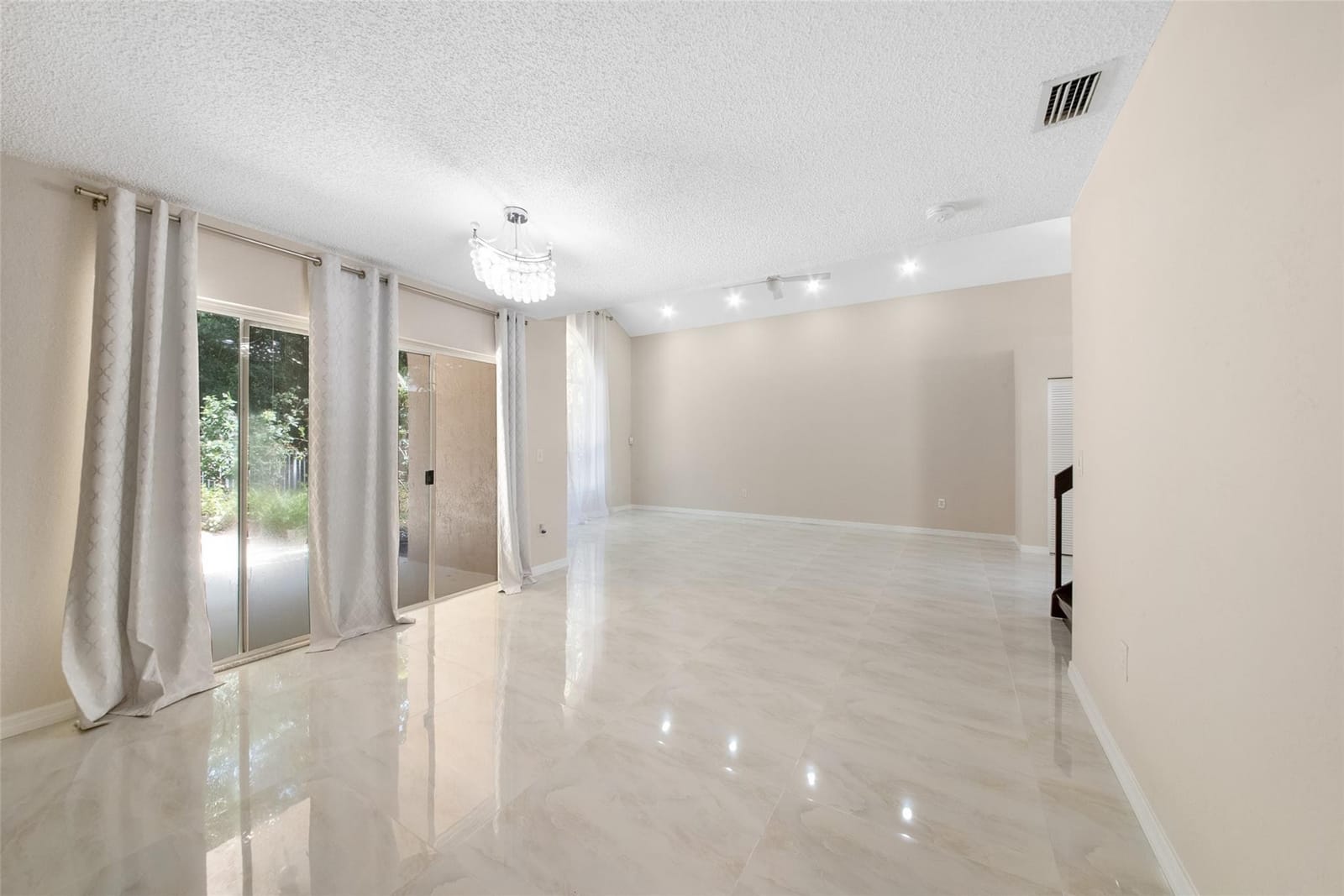 6625 NW 75th Place, Parkland, FL 33067 photo 14