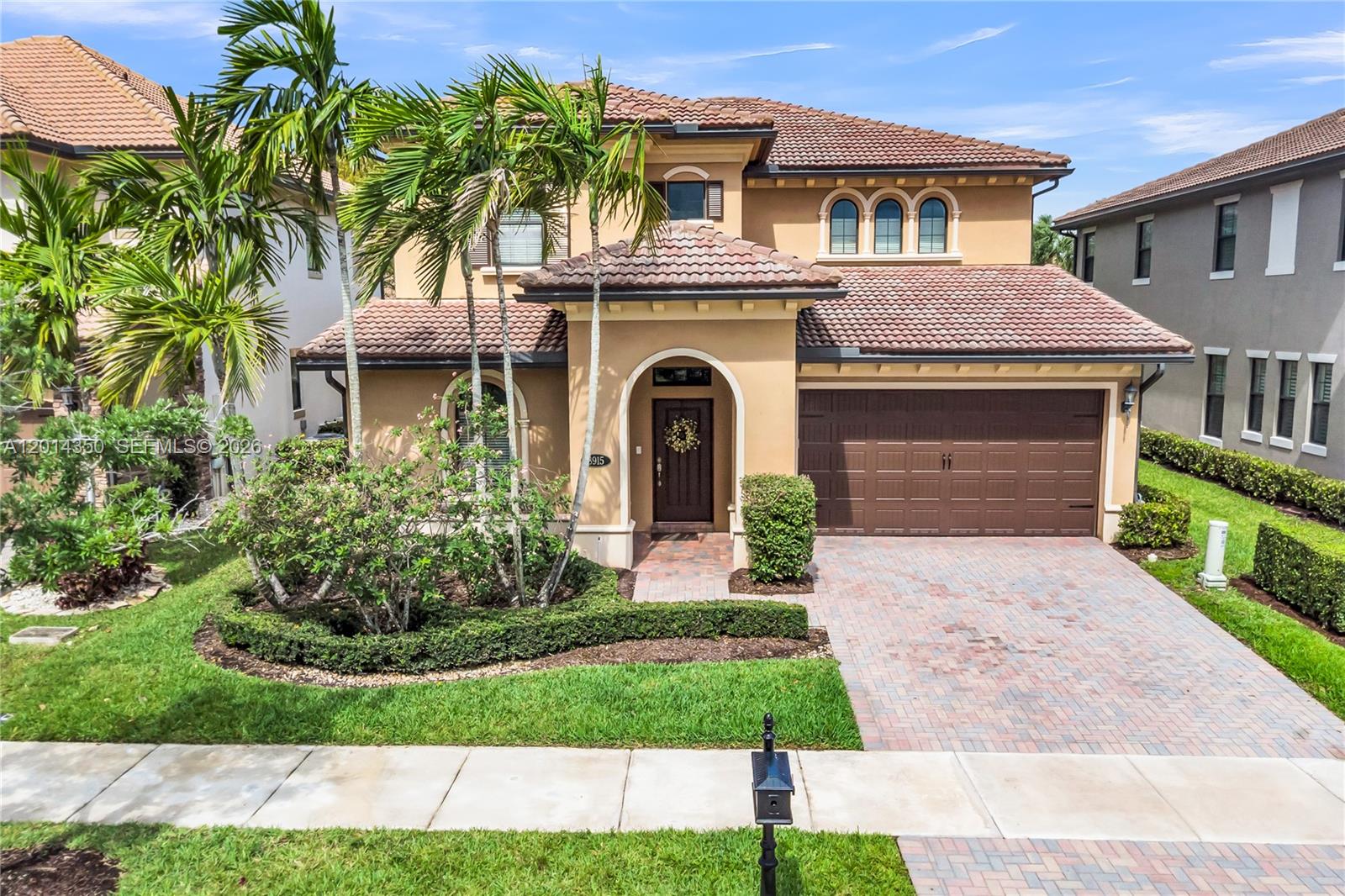 8915 W Watercrest Circle W, Parkland, FL 33076, Parkland