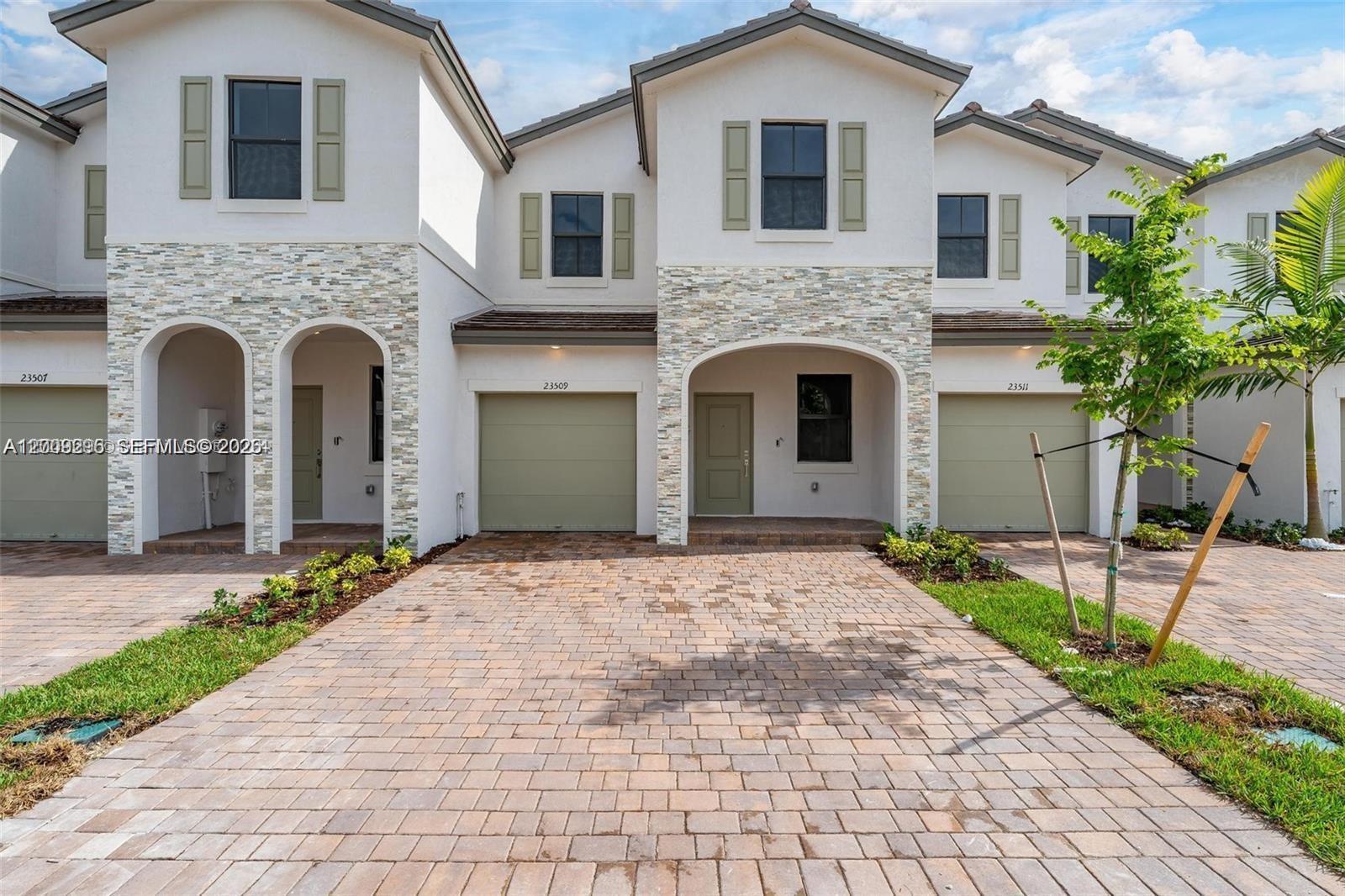 23509 SW 129th Path, Homestead, FL 33032, Homestead