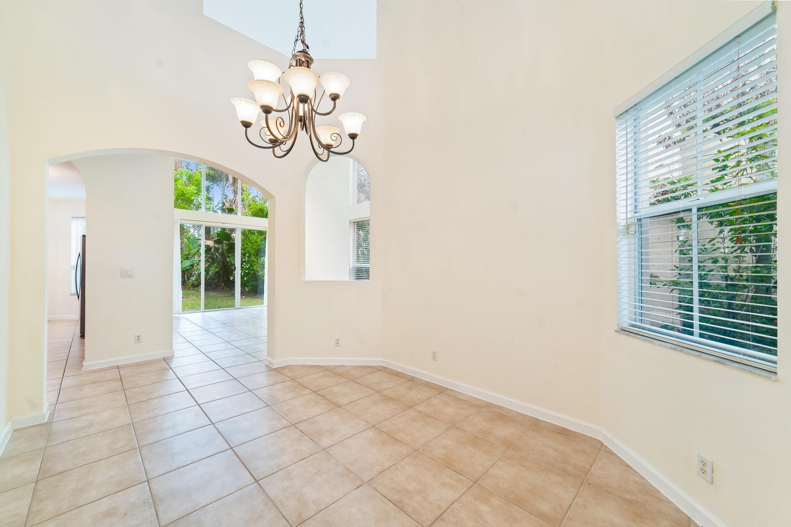 6004 Spring Lake Terrace — photo 7