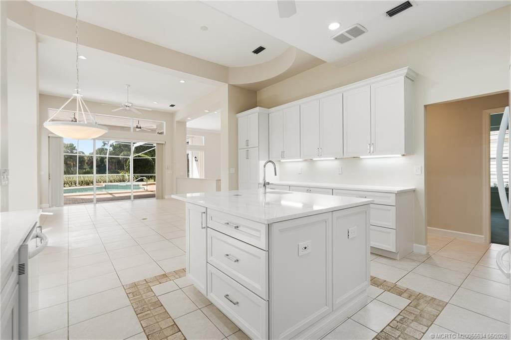2534 SW Manor Hill Drive, Palm City, FL 34990 photo 7