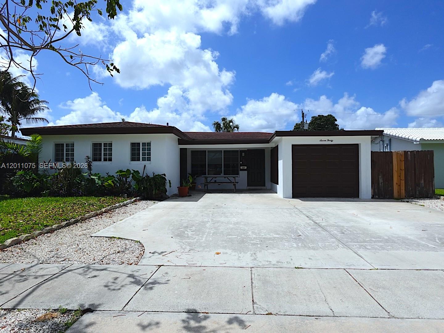 730 N 73rd Avenue, Hollywood, FL 33024, Hollywood