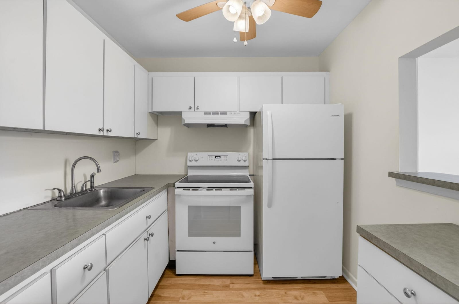 660 Horizon W 107, Boynton Beach, FL 33435 photo 11