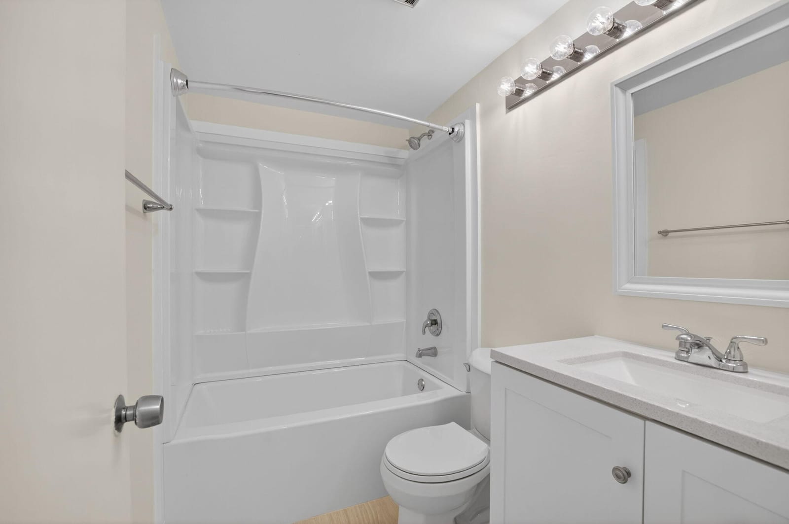 660 Horizon W 107, Boynton Beach, FL 33435 photo 15