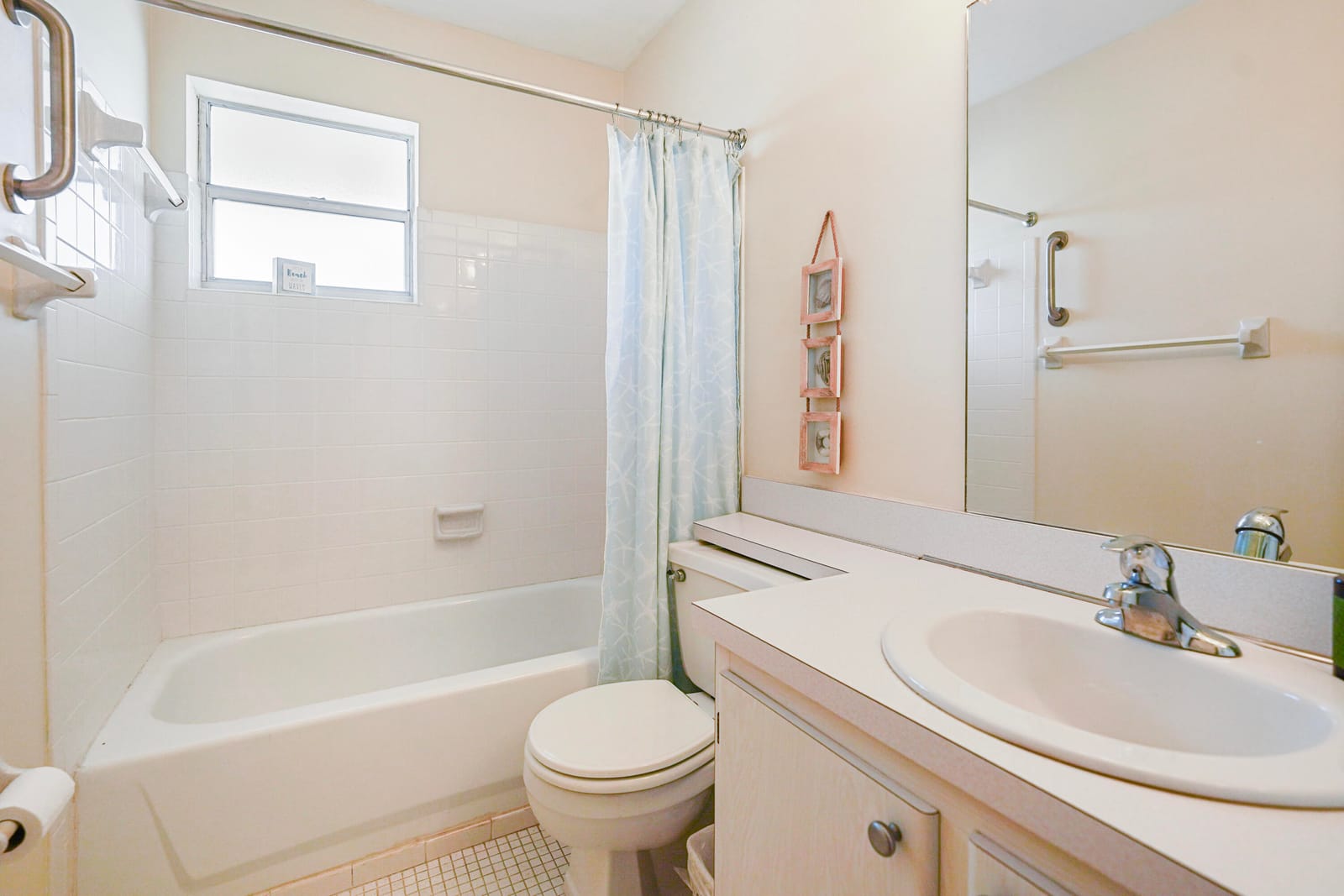 2222 NE 1st Way 204, Boynton Beach, FL 33435 photo 13