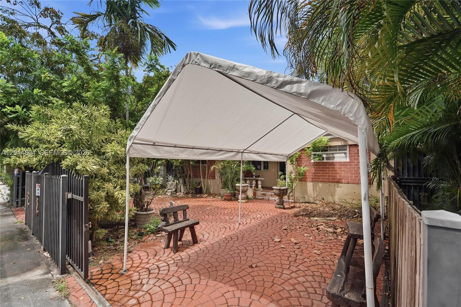 50 SW 58th Court, Miami, FL 33144 photo 2